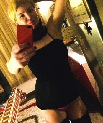 💋 Живу в Москве, где наша встреча станет незабываемым событием. Со мной ты окунешься в мир наслаждения и расслабления. Мои услуги разнообразны: классический и эротический массаж, фетиш, ролевые игры и многое другое. На фото ты можешь увидеть мои нежные формы, которые будут дарить тебе удовольствие. Мои клиенты обладают лишь самыми положительными откликами - я умею слушать, понимать и удовлетворять. Позволь себе расслабиться в сотрясающей встрече со мной! 💖 Диана